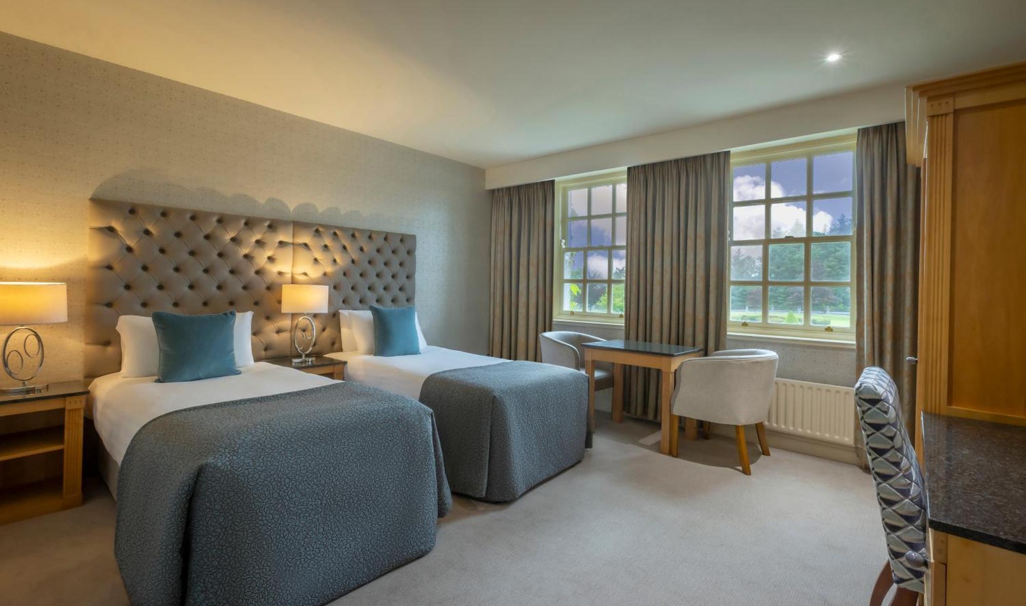 Slieve Russell Hotel Баликонъл Екстериор снимка