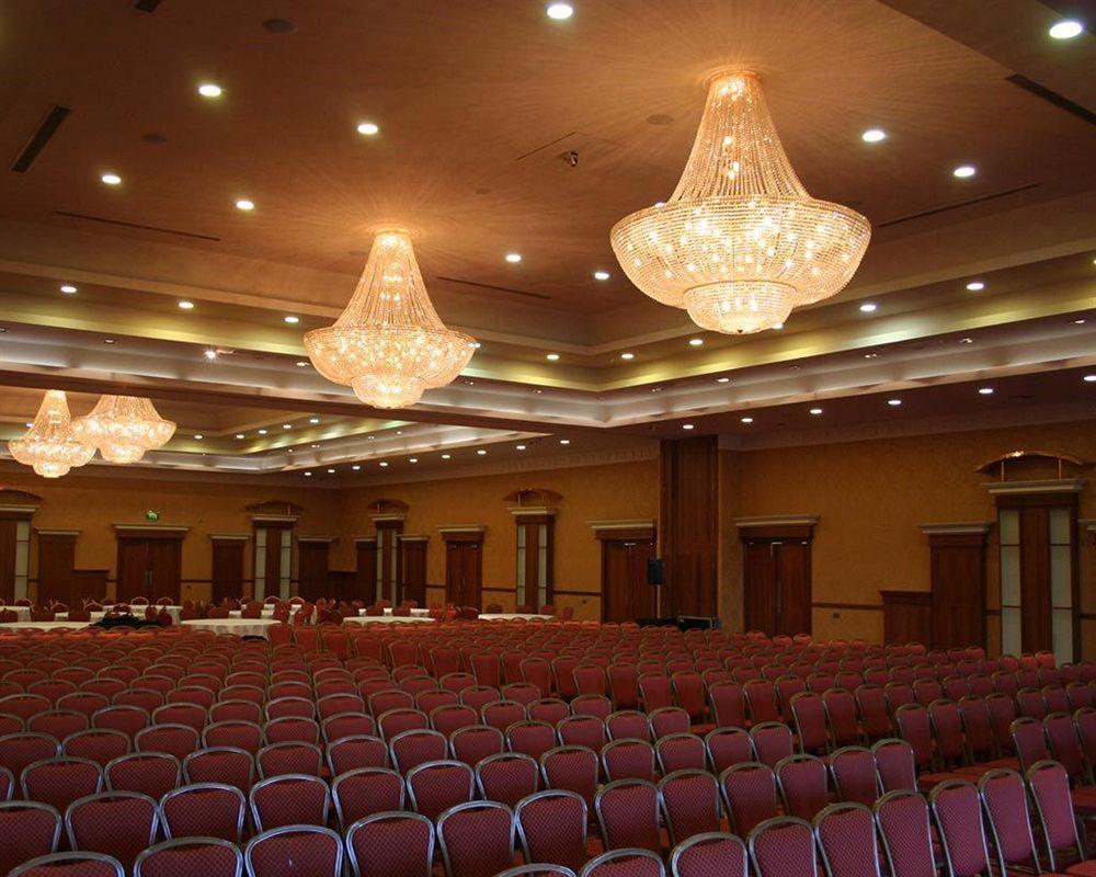 Slieve Russell Hotel Баликонъл Екстериор снимка
