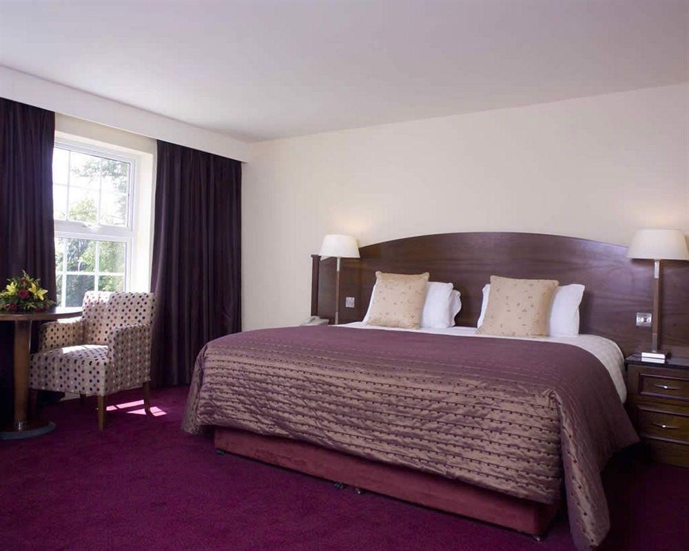 Slieve Russell Hotel Баликонъл Екстериор снимка