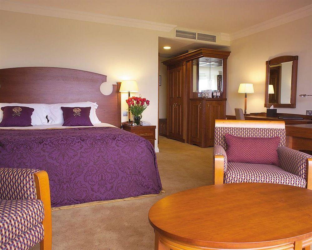 Slieve Russell Hotel Баликонъл Екстериор снимка