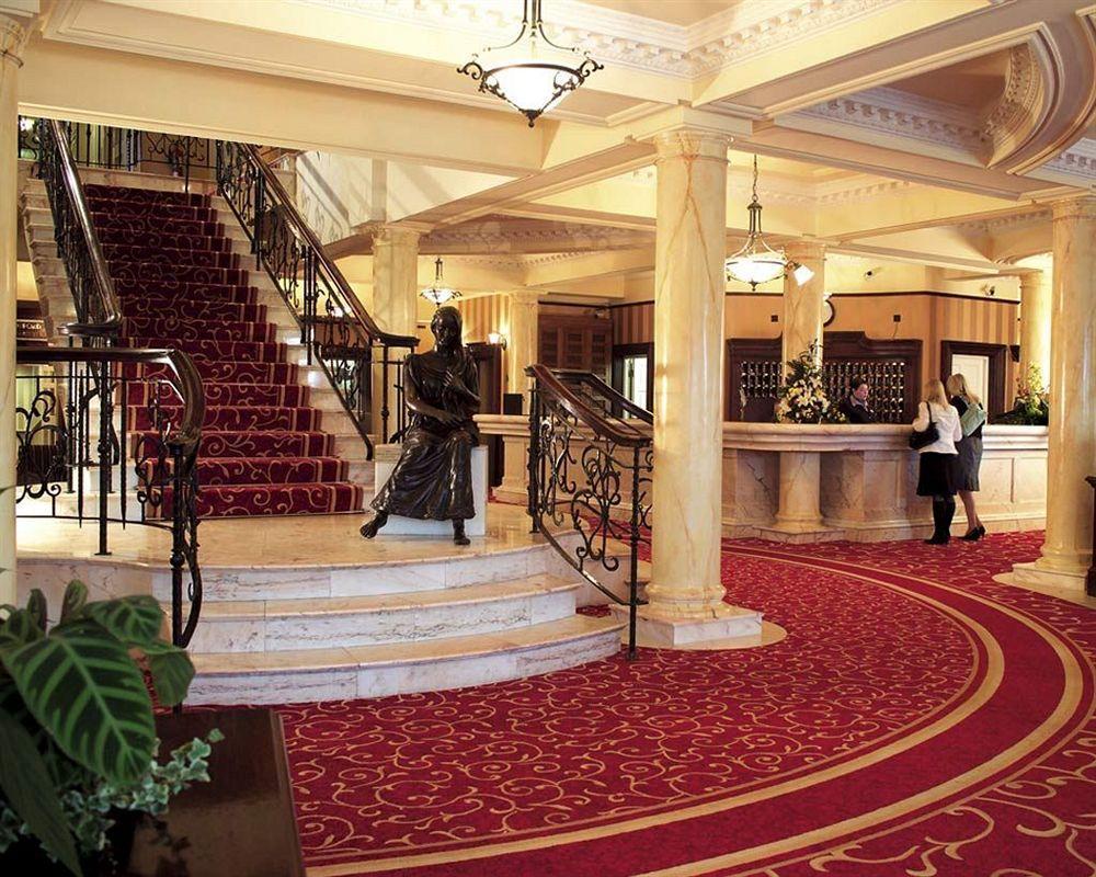 Slieve Russell Hotel Баликонъл Екстериор снимка