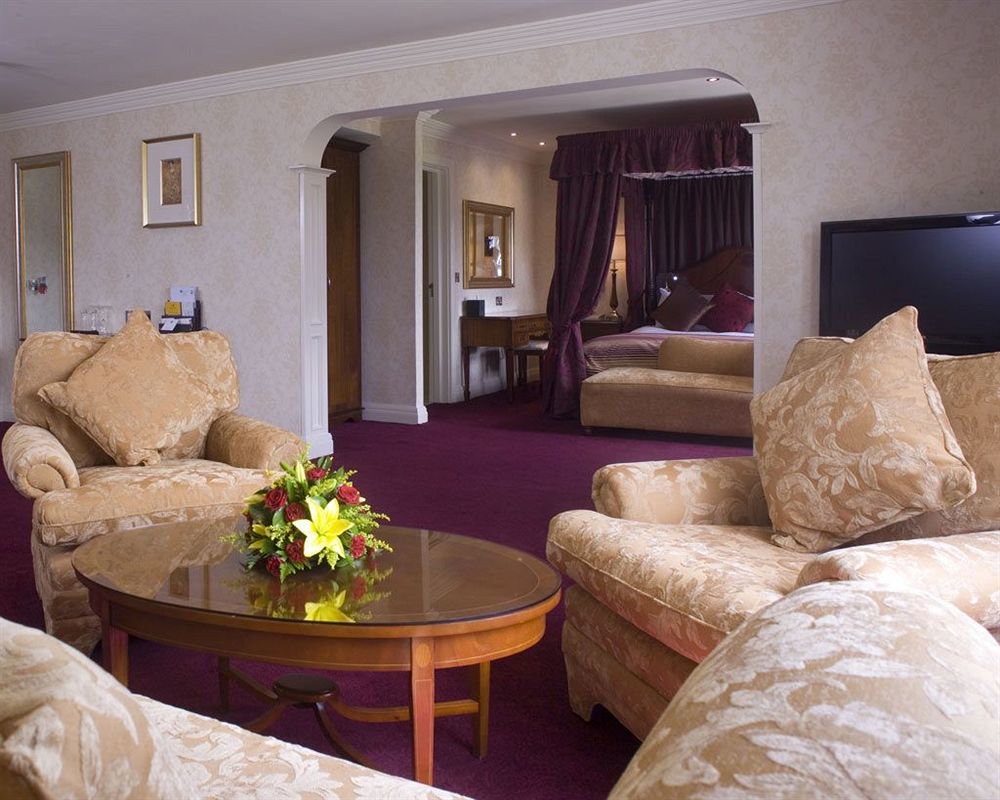 Slieve Russell Hotel Баликонъл Екстериор снимка
